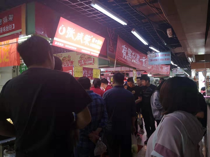 打工不如开家张成荣电烤鸡架店，这个品牌是真的火！